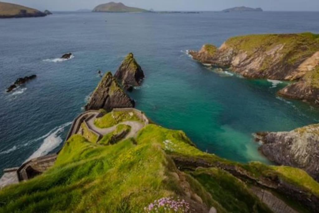 The Haven Dingle, Self Catering Accommodation מראה חיצוני תמונה