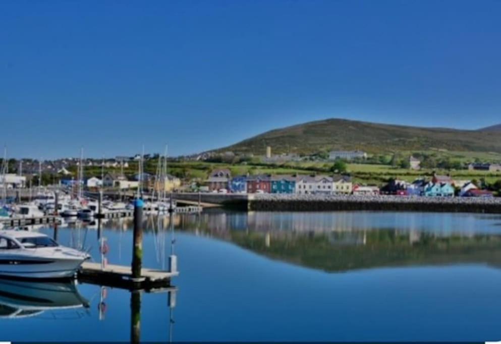The Haven Dingle, Self Catering Accommodation מראה חיצוני תמונה