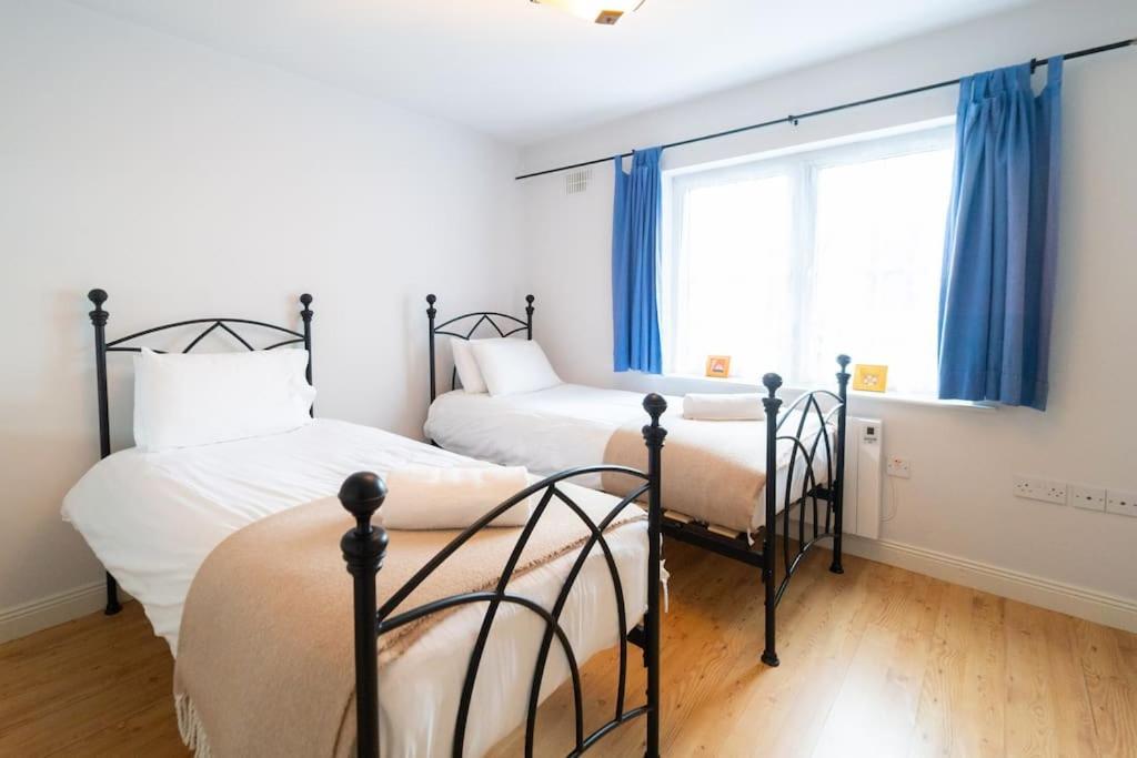 The Haven Dingle, Self Catering Accommodation מראה חיצוני תמונה